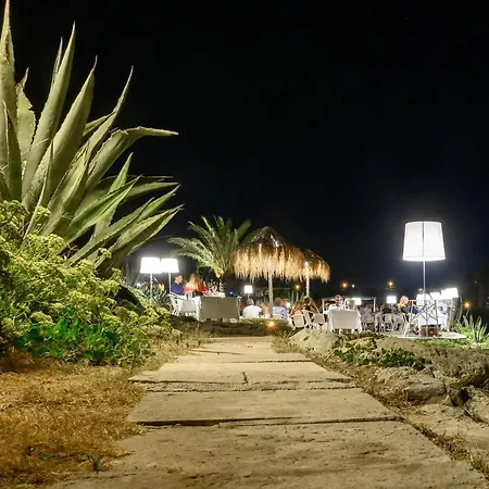 Oda ve Kahvaltı Canneto 4*